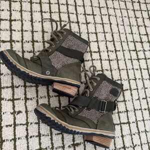 Sorel all weather boot